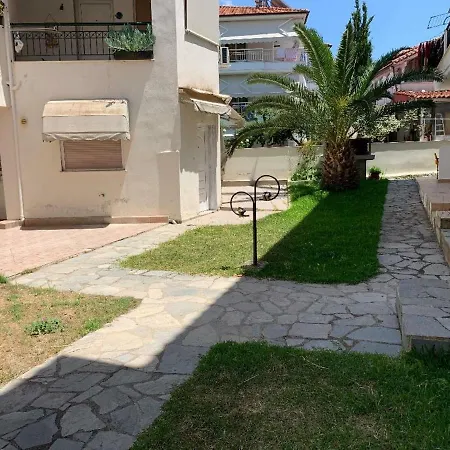 Lefteris House Pool View * Pefkochori